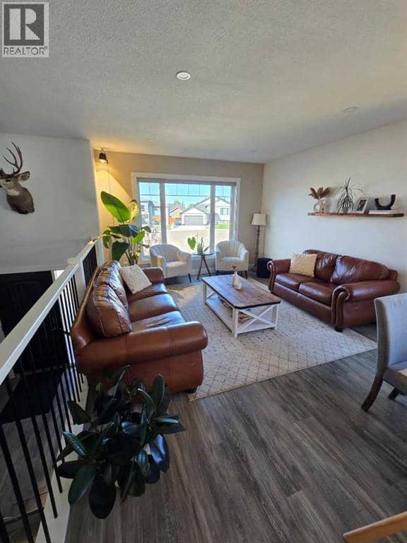 805 Sunset Place, Picture Butte, photo 6