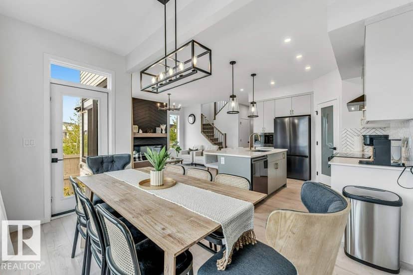 6921 54 AV — photo 18 of 40