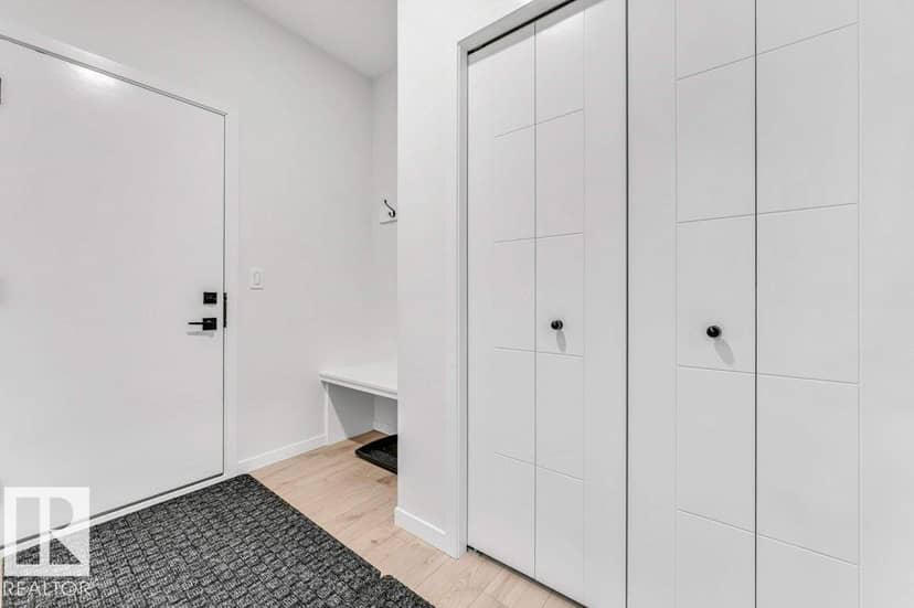 6921 54 AV — photo 22 of 40