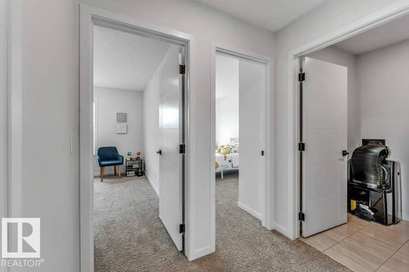 6921 54 AV — photo 29 of 40