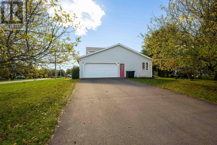 113 GREENSVIEW Drive, Stratford, photo 5