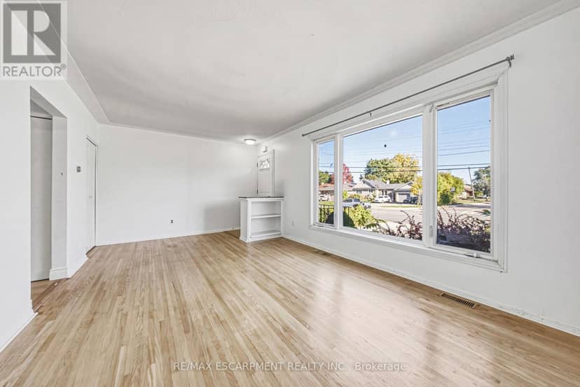 928 Upper Gage Avenue, Hamilton, photo 4