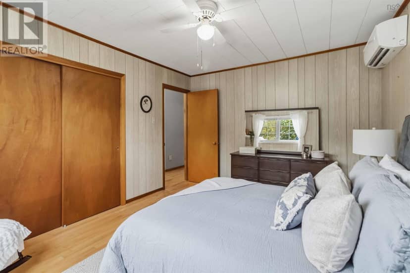 49 Belleshire Drive — photo 9 of 22