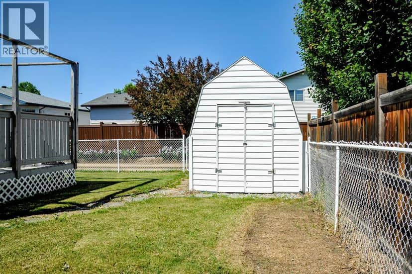 55 Edgewood Drive — photo 28 of 31