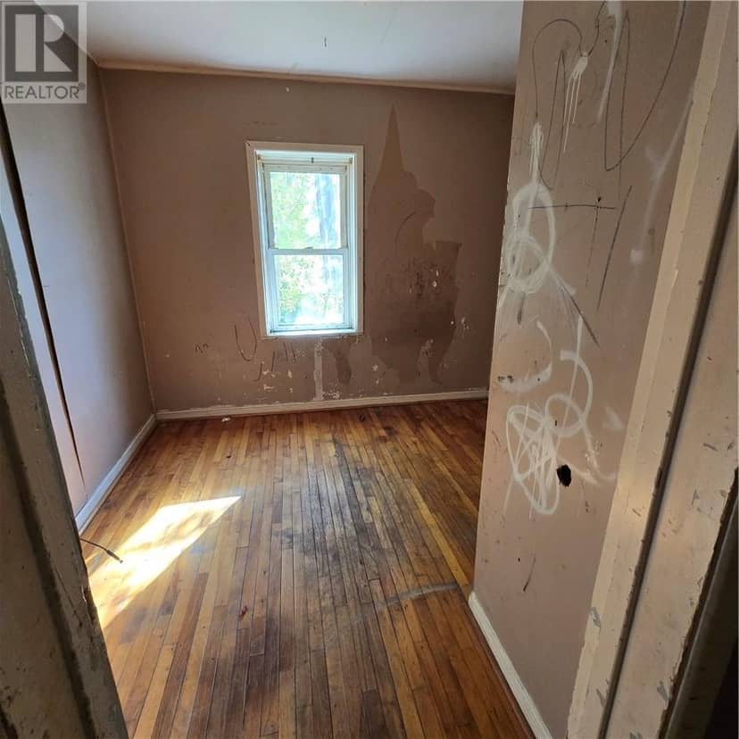 14 Fairview Avenue — photo 11 of 19