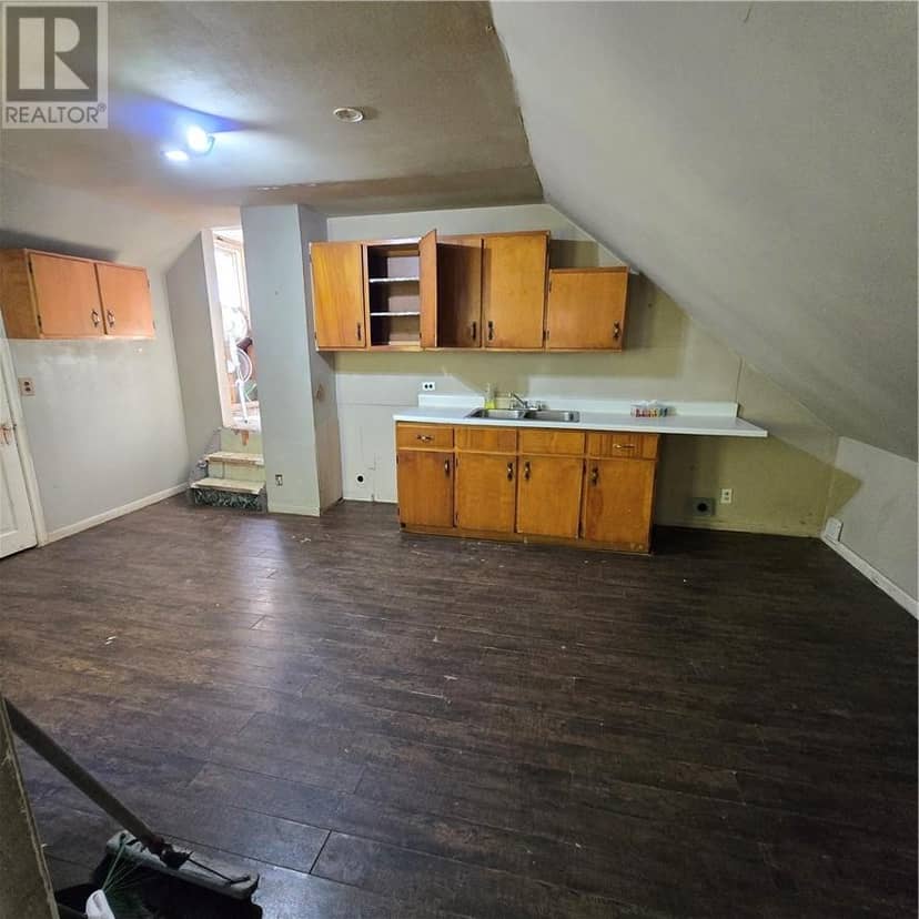 14 Fairview Avenue — photo 16 of 19