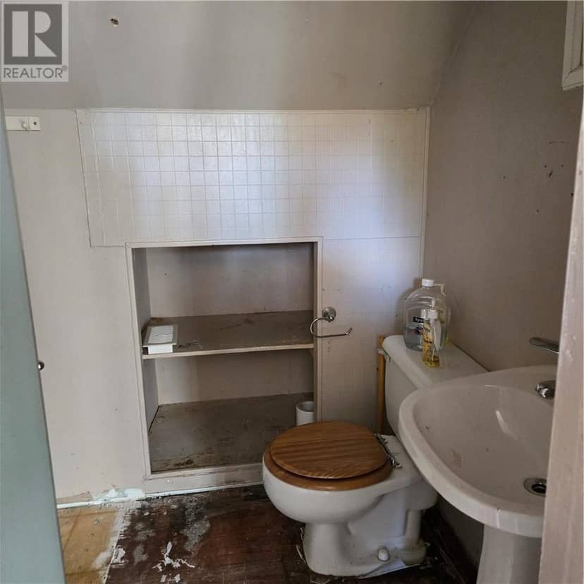 14 Fairview Avenue — photo 17 of 19