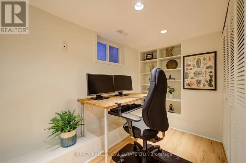 34 Kenwood Avenue — photo 34 of 40