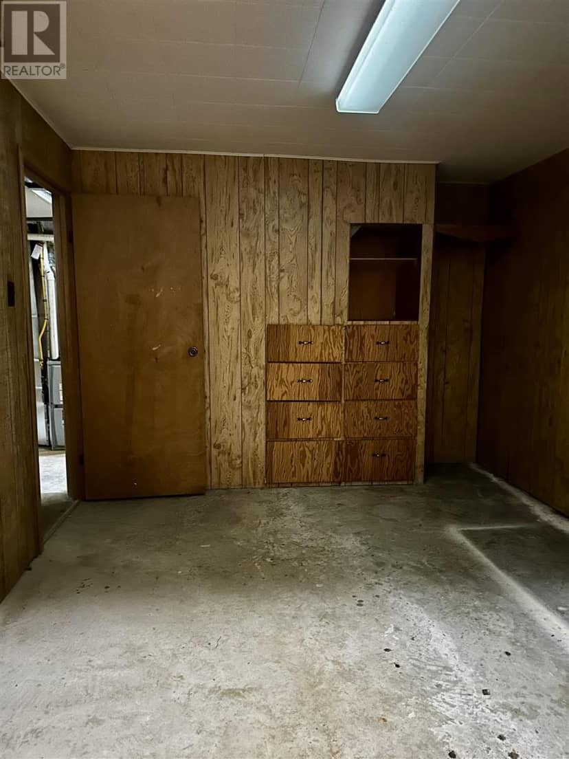 12 Lauzon Cres — photo 20 of 23