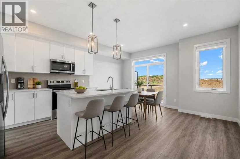 802, 4 Sage Hill Rise NW — photo 9 of 40
