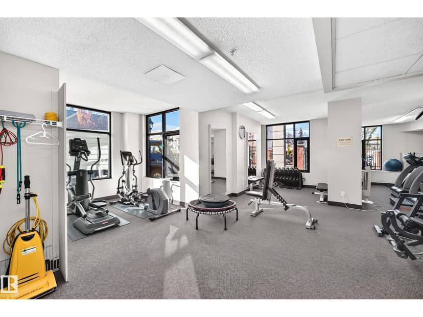 #103 9020 Jasper Av NW — photo 32 of 40