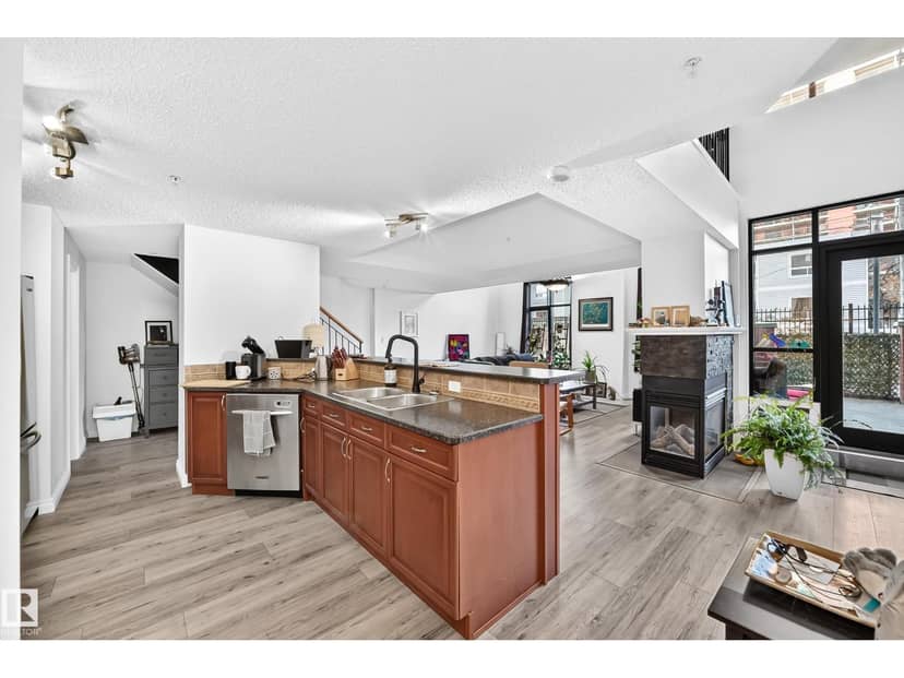 #103 9020 Jasper Av NW, Edmonton, photo 7