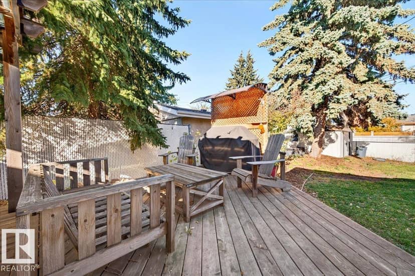8512 134 AV NW — photo 25 of 40