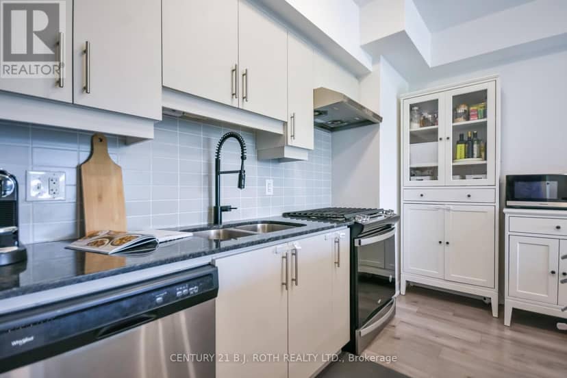 604 - 8 Culinary Lane, Barrie, photo 4
