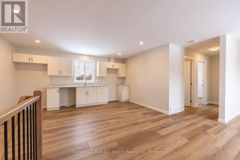 201 Talon Crescent S, Bonfield, photo 8