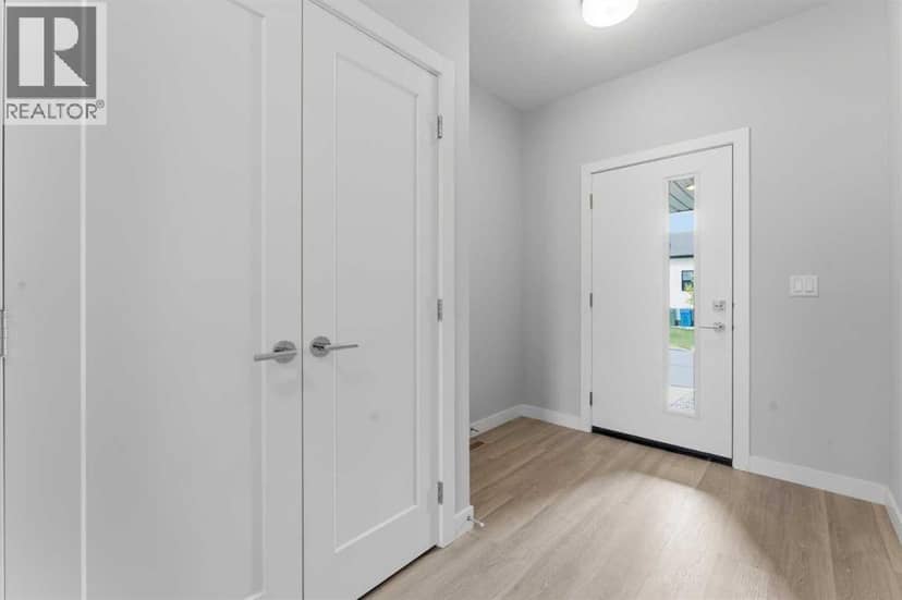 603, 201 Cooperswood Green SW, Airdrie, photo 4