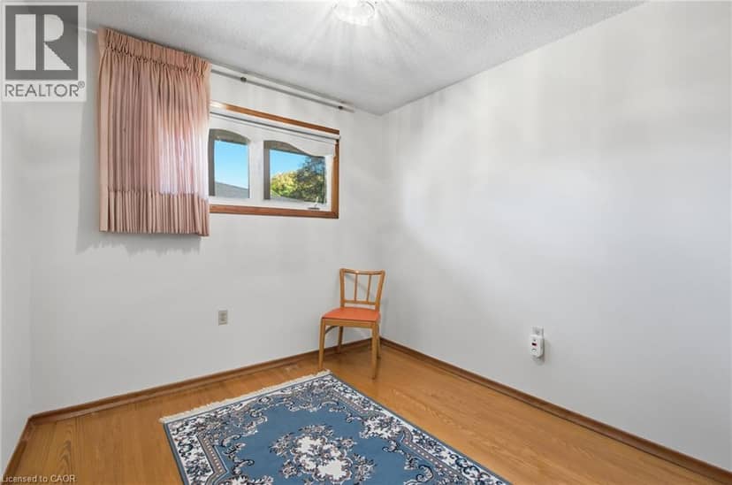 14 GENEVA Drive — photo 10 of 27