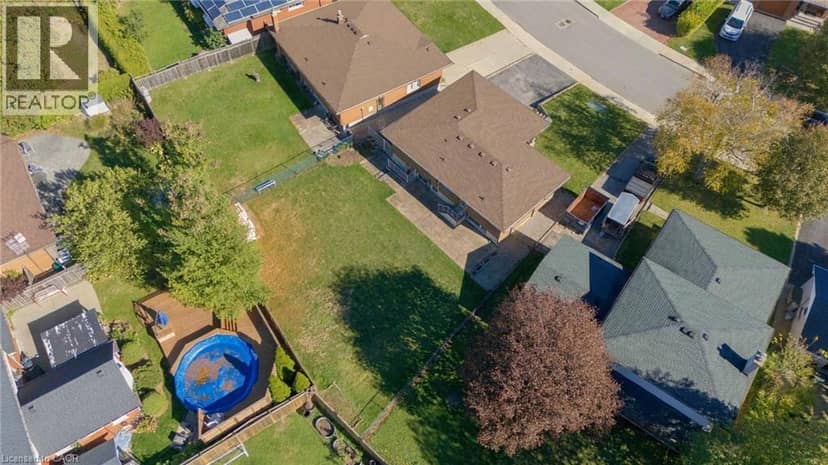14 GENEVA Drive — photo 22 of 27