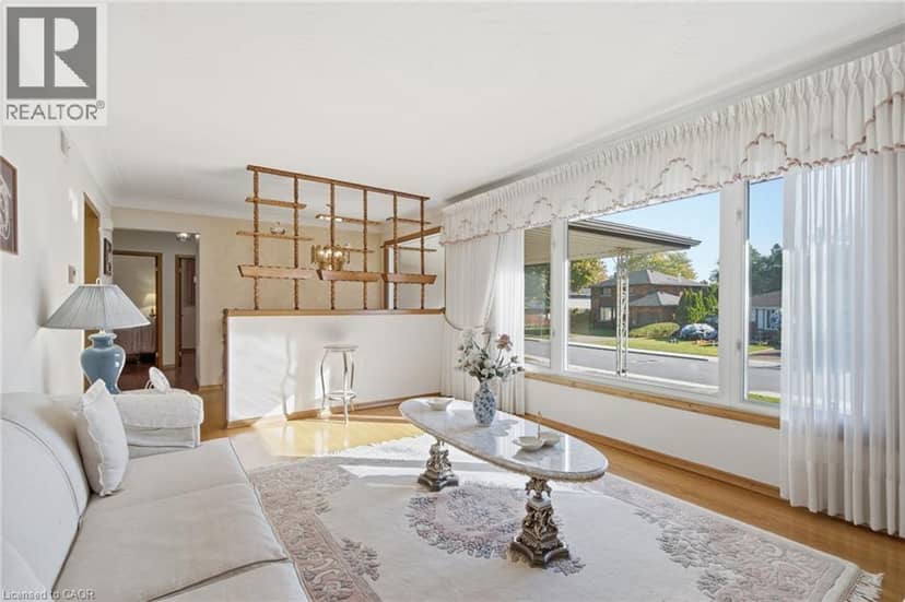 14 GENEVA Drive, Hamilton, photo 3