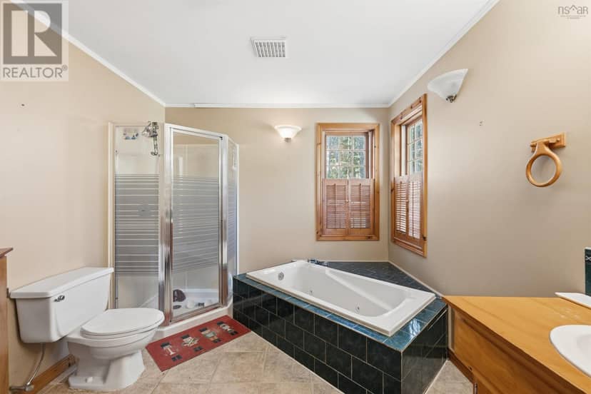 1471 Medway River Road — photo 17 of 40