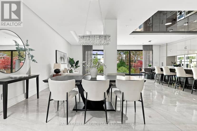 554 St Clements Avenue, Toronto, photo 3