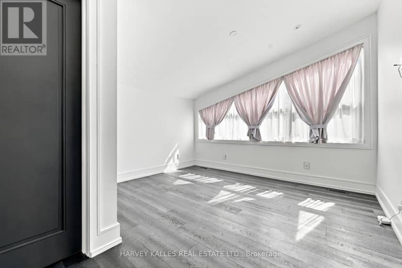 554 St Clements Avenue — photo 33 of 40