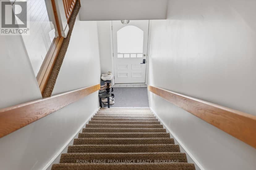 2 - 41 William Street — photo 33 of 34