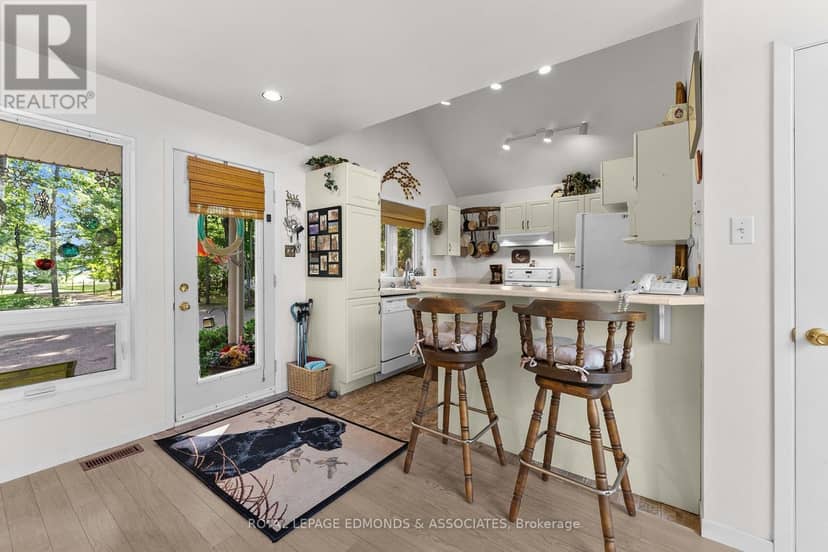 117 Blue Danube Way — photo 18 of 40