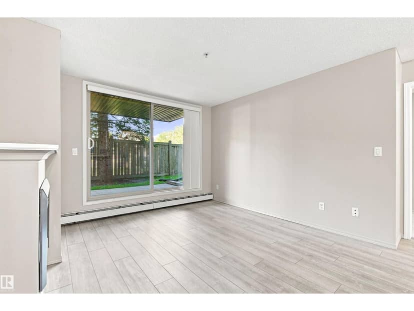 #117 17011 67 AV NW — photo 18 of 40