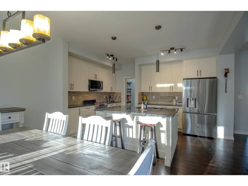 247 Secord Dr NW — photo 11 of 40
