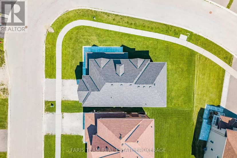 63 Wood Crescent — photo 40 of 40