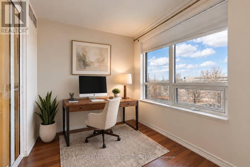 301 - 9235 Jane Street, Vaughan, photo 8
