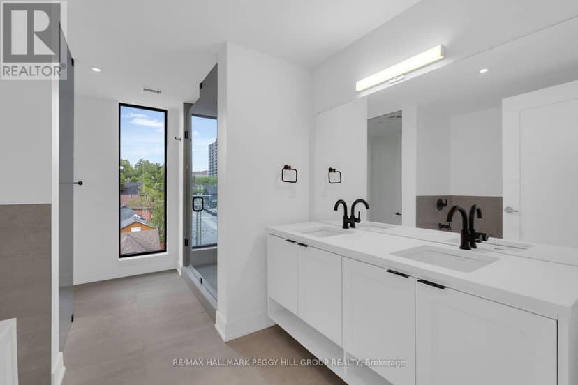 623 - 185 Dunlop Street E — photo 11 of 22