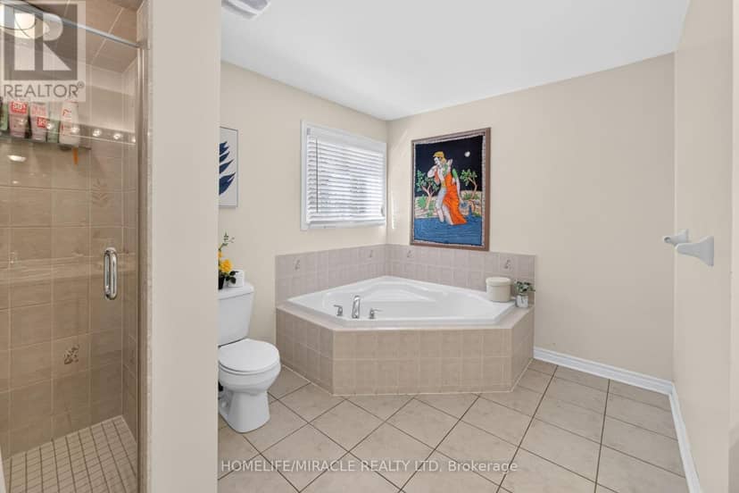 58 Sir Jacobs Crescent — photo 36 of 40
