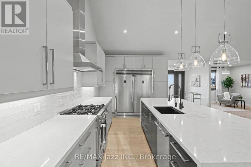 5432 Winfield Drive — photo 14 of 40