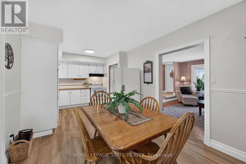995 Upper Wellington Street — photo 13 of 40
