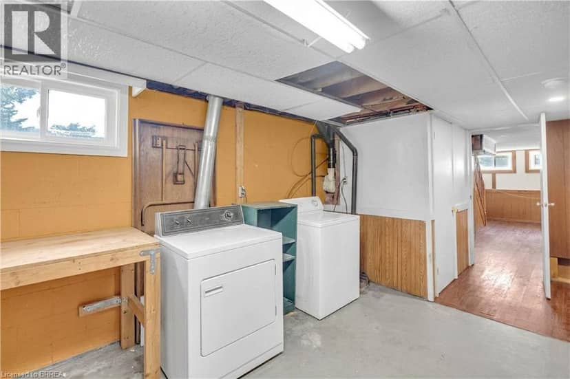 7 WILLOWDALE Street — photo 27 of 40