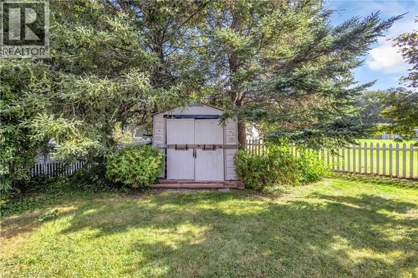 7 WILLOWDALE Street — photo 34 of 40