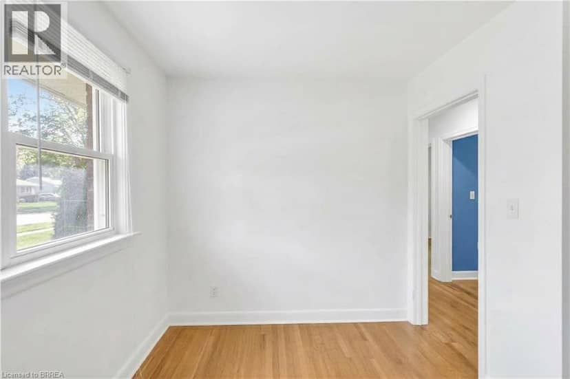 7 WILLOWDALE Street — photo 19 of 40