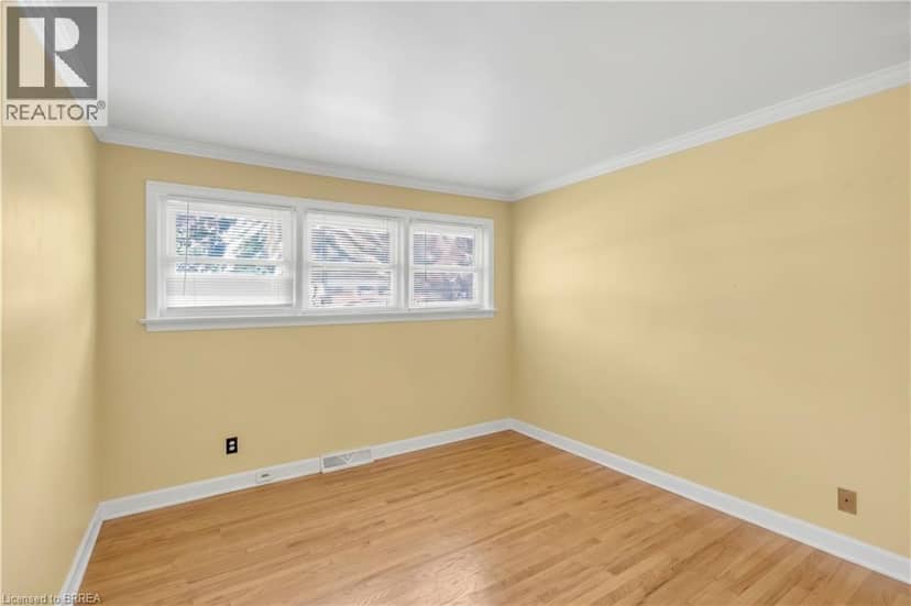 7 WILLOWDALE Street — photo 14 of 40