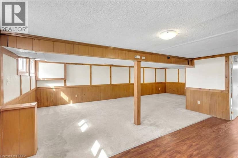 7 WILLOWDALE Street — photo 22 of 40