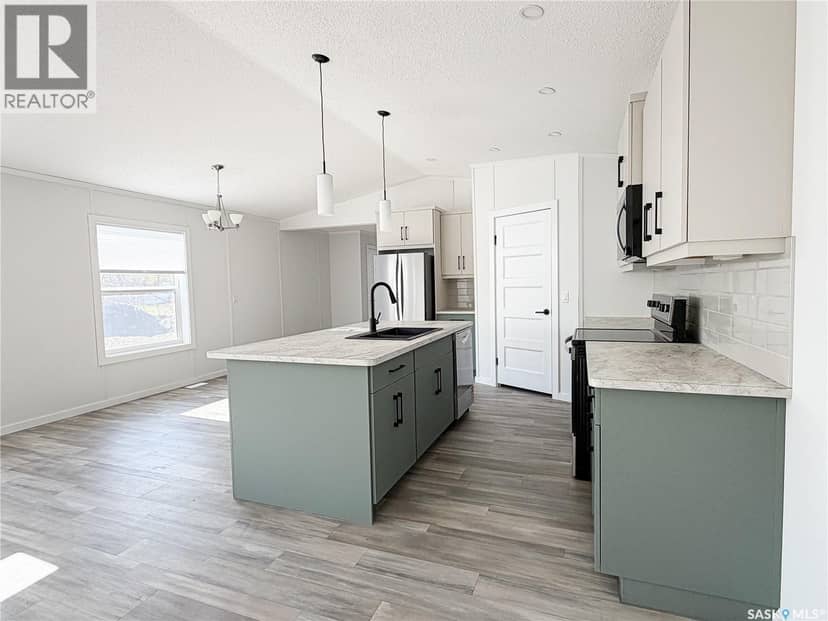 305 7th STREET E, Meadow Lake, photo 4