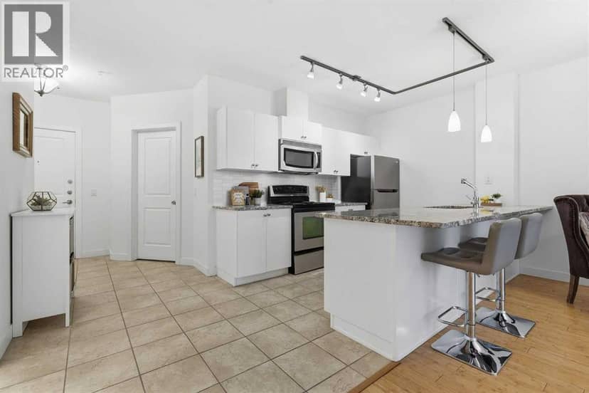 210, 328 21 Avenue SW, Calgary, photo 7