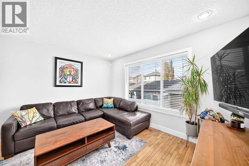 17 Kings Heights Drive SE — photo 10 of 39