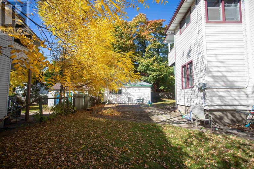 185 Church ST — photo 38 of 40