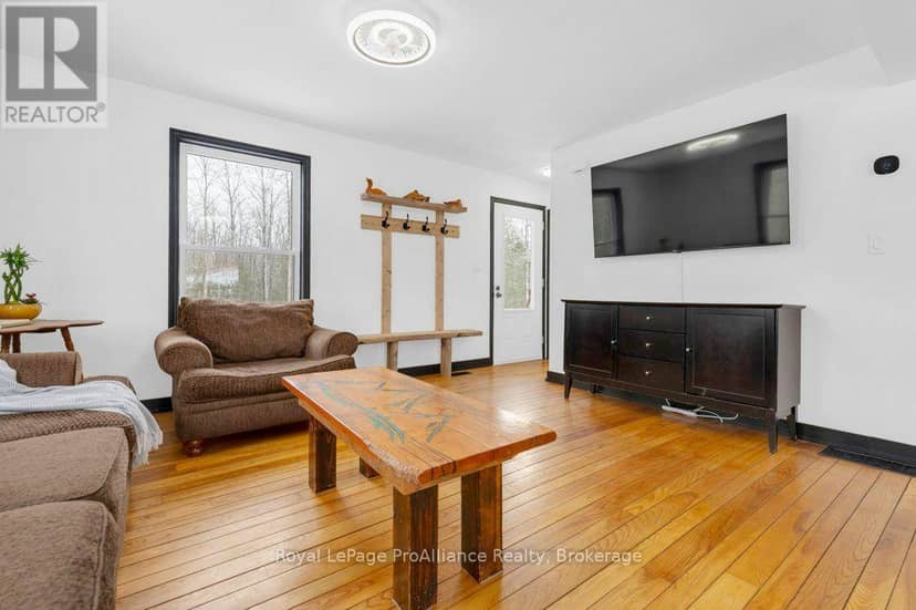 12 Cosgrove Lane — photo 14 of 40