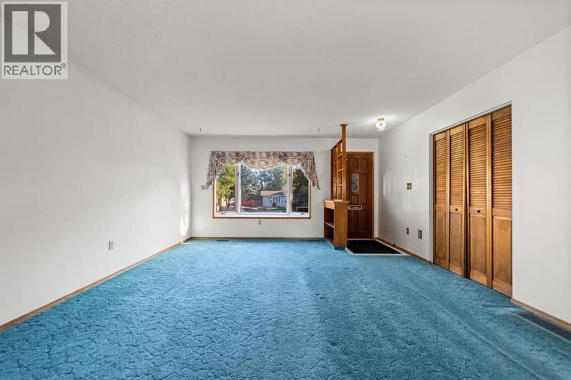6209 34 Avenue, Camrose, photo 4