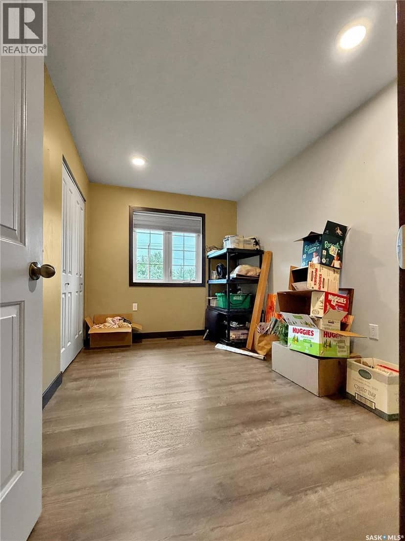 613 Gonczy AVENUE — photo 20 of 40