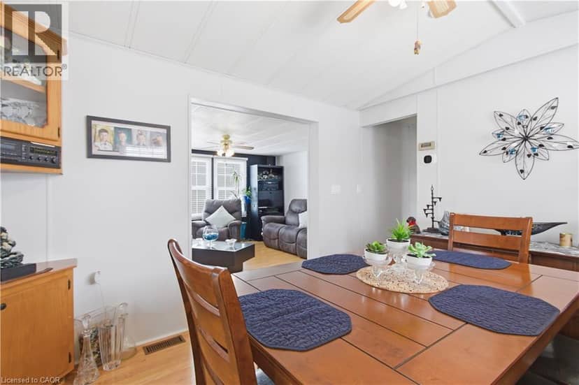428 PINE Pass — photo 18 of 40
