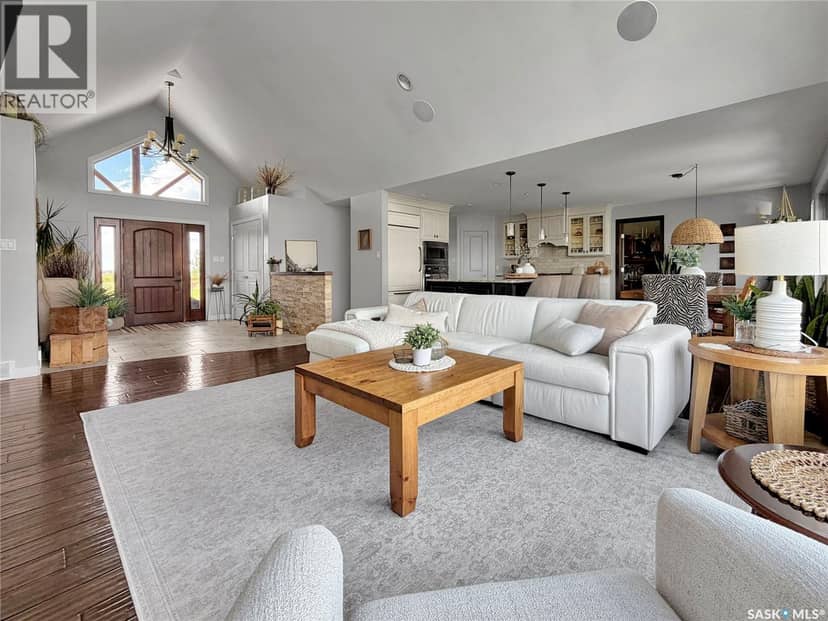 Bell Acreage — photo 9 of 40